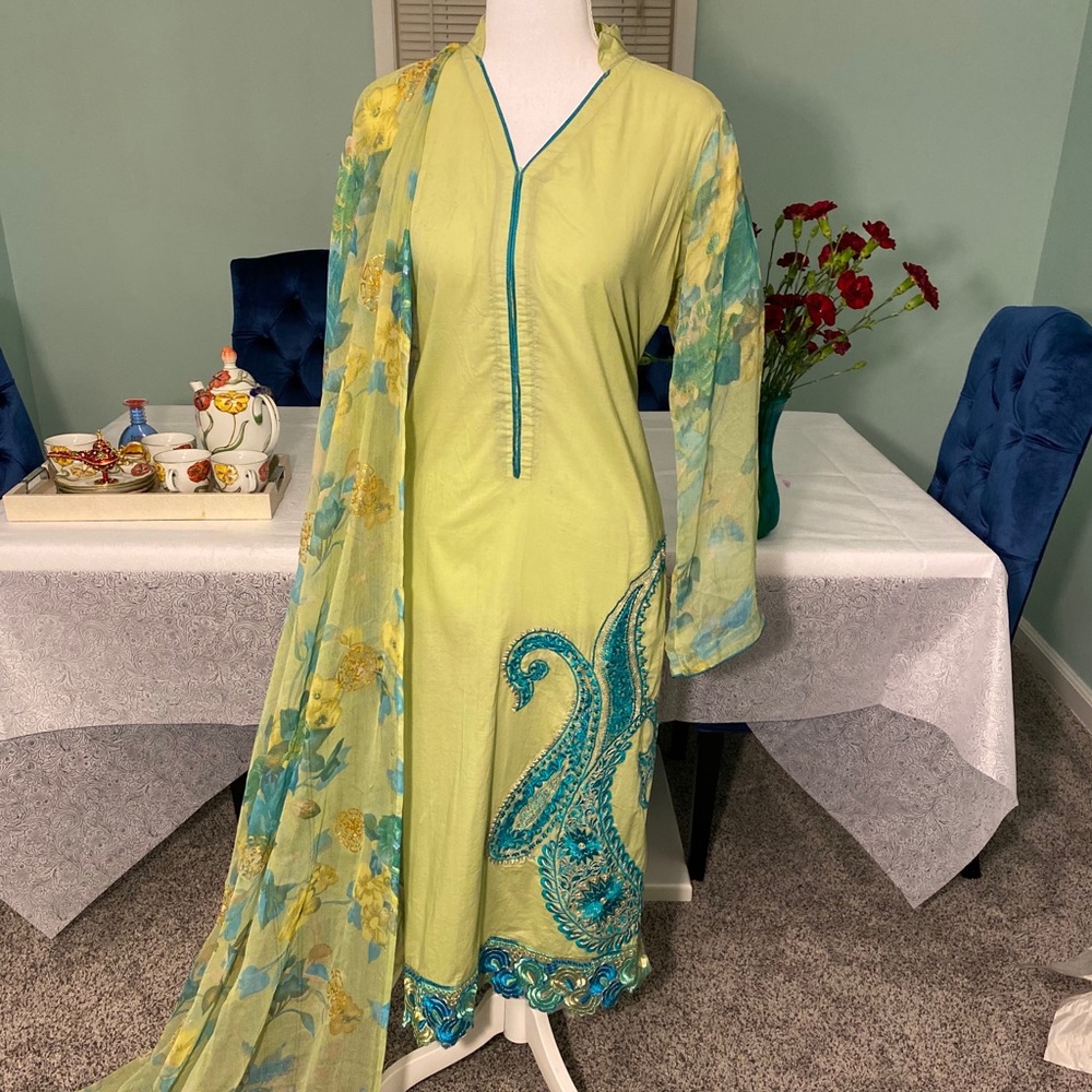 🌈SALE!!!🌈🌟NEW 2pc Pakistani lawn chiffon dupata